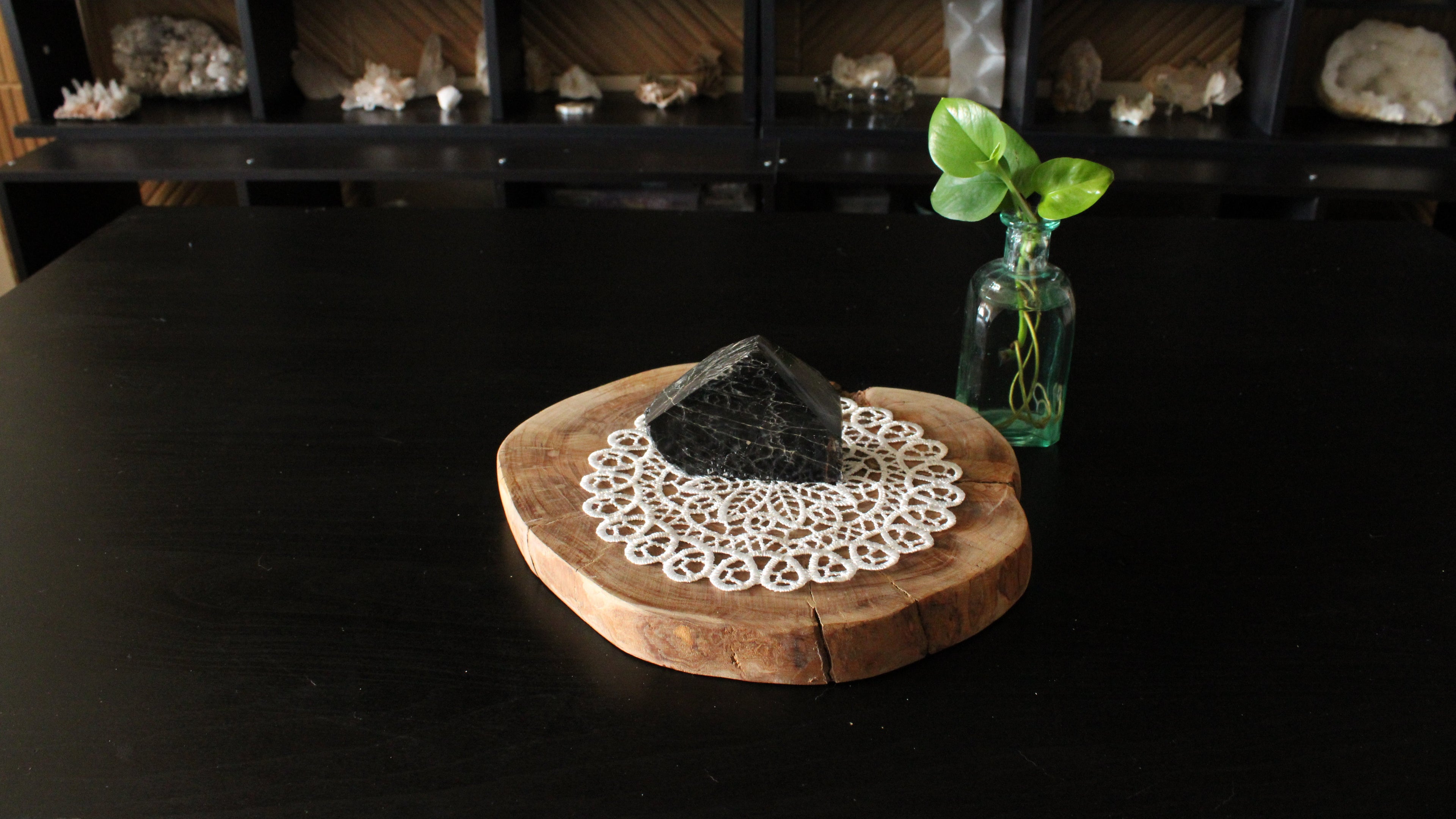 Medium Mahogany Obsidian Top Polished
